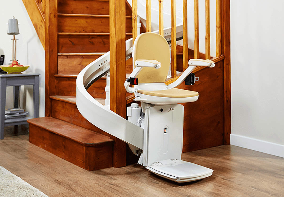 180-stairlift-moving